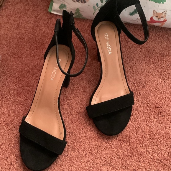 black 3 inch strap high heels - Picture 2 of 4